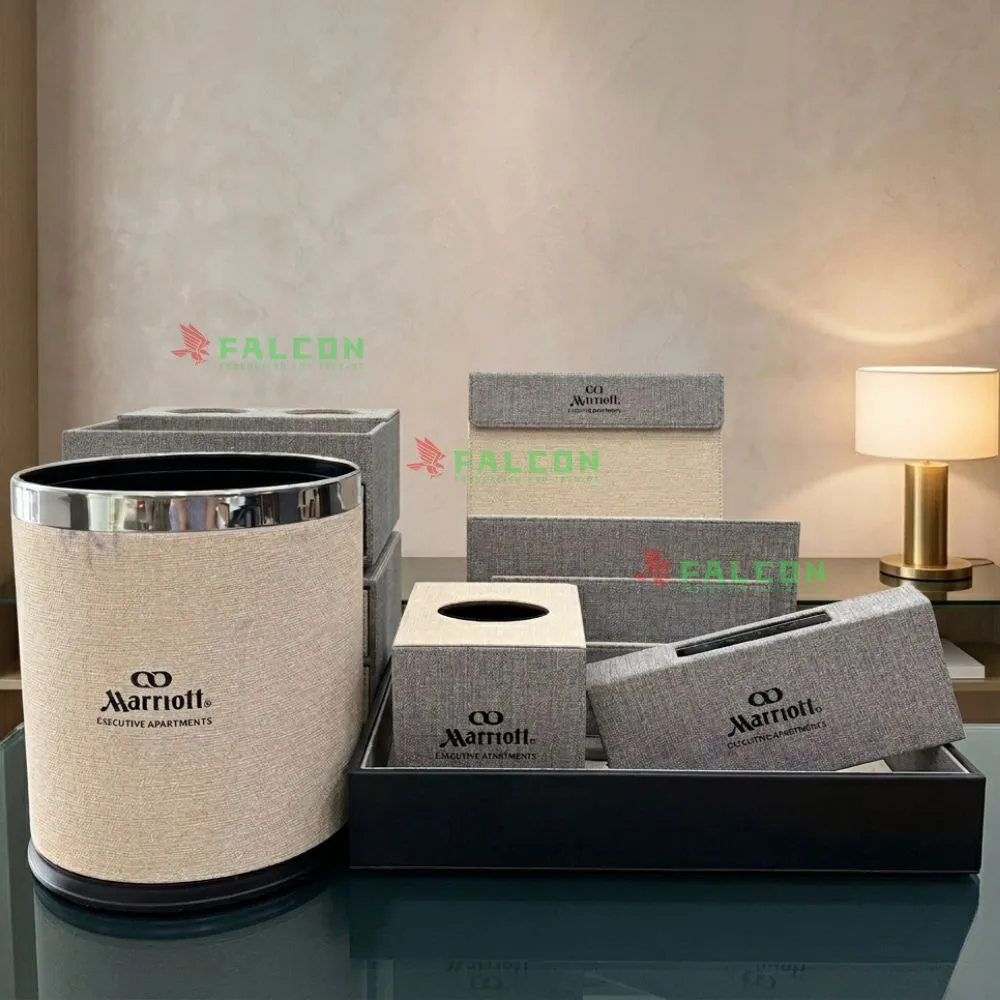 Bộ đồ da khách sạn được thiết kế in ấn riêng