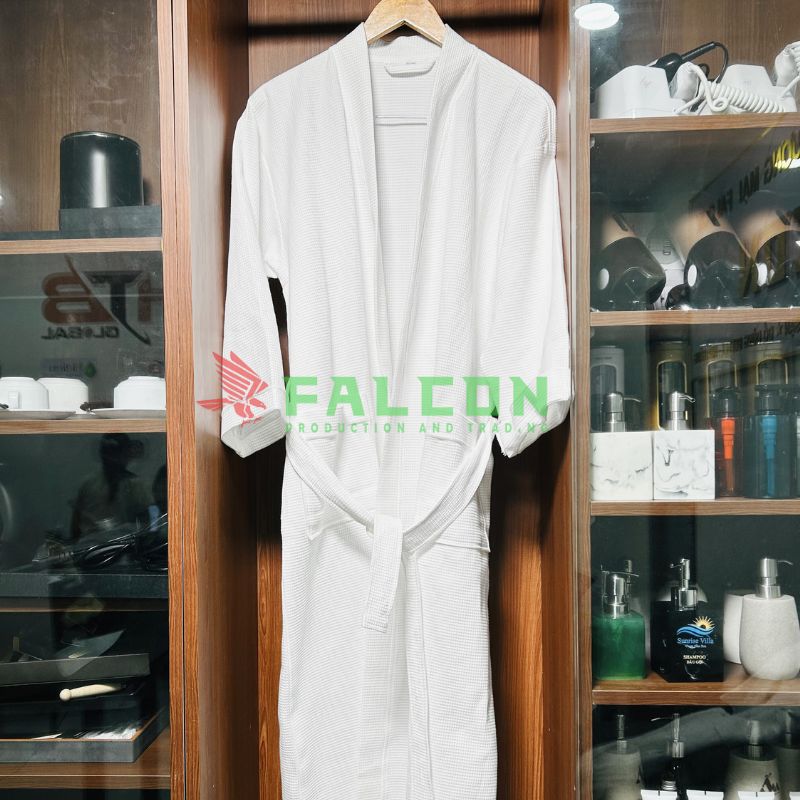 Áo Choàng Tắm Falcon