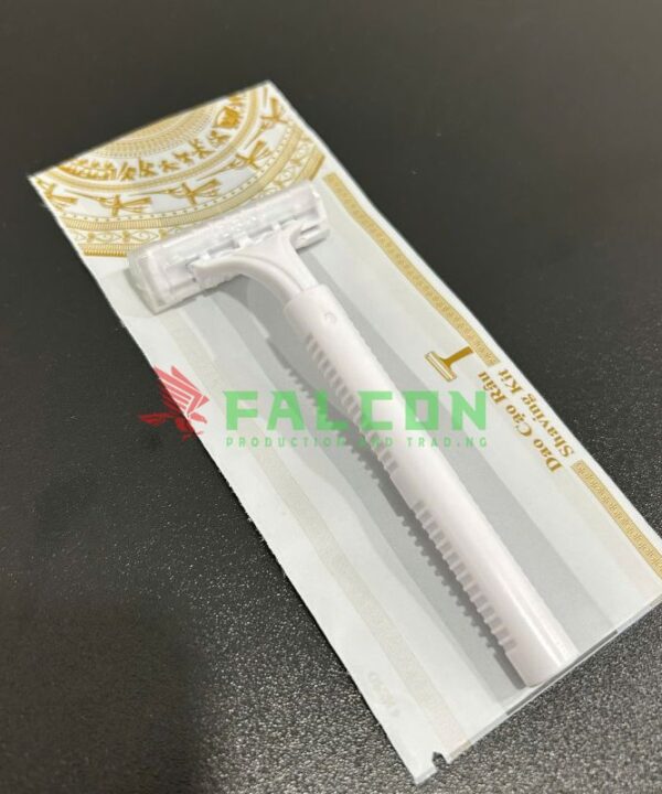 Dao Cạo Râu Trắng Góc Trái