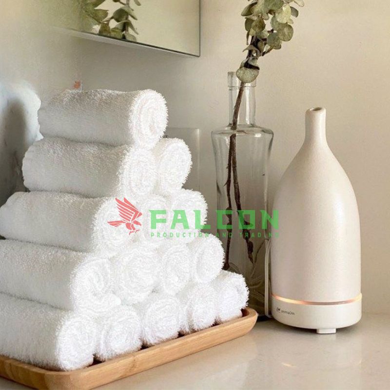 Khăn Tắm Khách Sạn