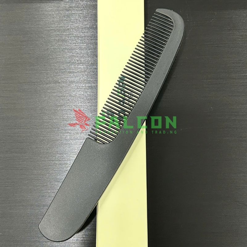Lược Khách Sạn Nhựa Đen Hộp Giấy