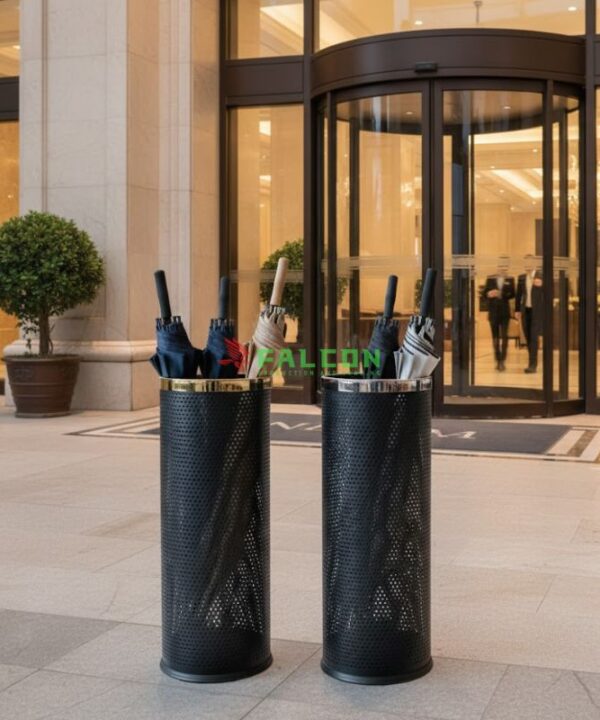 Thùng đựng dù khách sạn Falcon giúp giữ sàn nhà luôn khô ráo