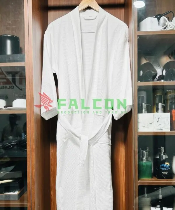 Áo Choàng Tắm Falcon