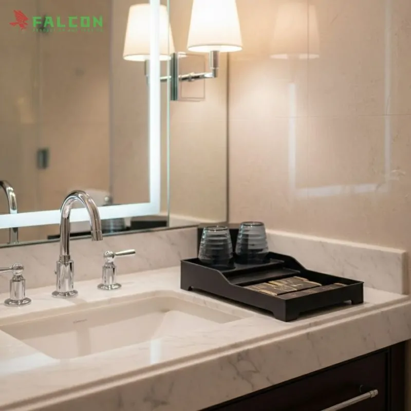khay amenities khách sạn có úp cốc giúp tăng tính thẩm mỹ phòng