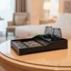 khay amenities khách sạn có úp cốc phù hợp tiêu chuẩn khách sạn